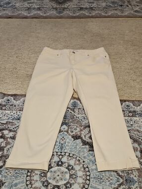 Style & Co. Cream Colored Boyfriend Jeans